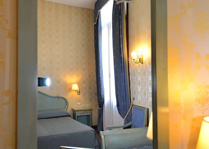 罗坎达拉柯尔特酒店 4*