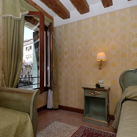 La Corte 4*