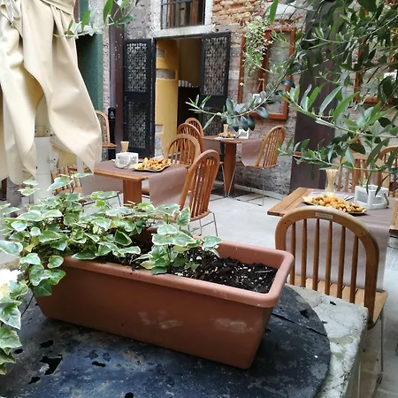Couette-café La Corte 4*