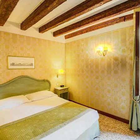 Couette-café La Corte 4*