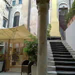 La Corte 4*