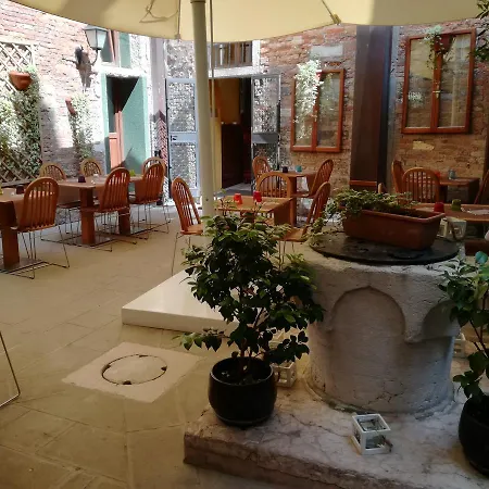La Corte Alojamento de Acomodação e Pequeno-almoço Veneza