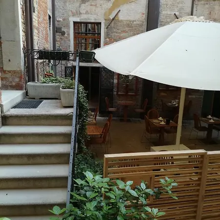 La Corte Отель типа 