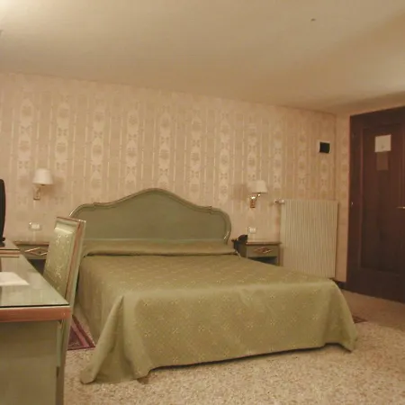 로칸다 라 코르테 B&B 3*