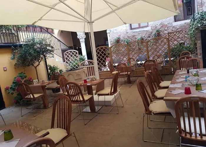 Bed & Breakfast La Corte