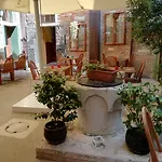 Panzió La Corte