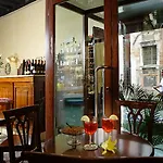 罗坎达拉柯尔特酒店 4*