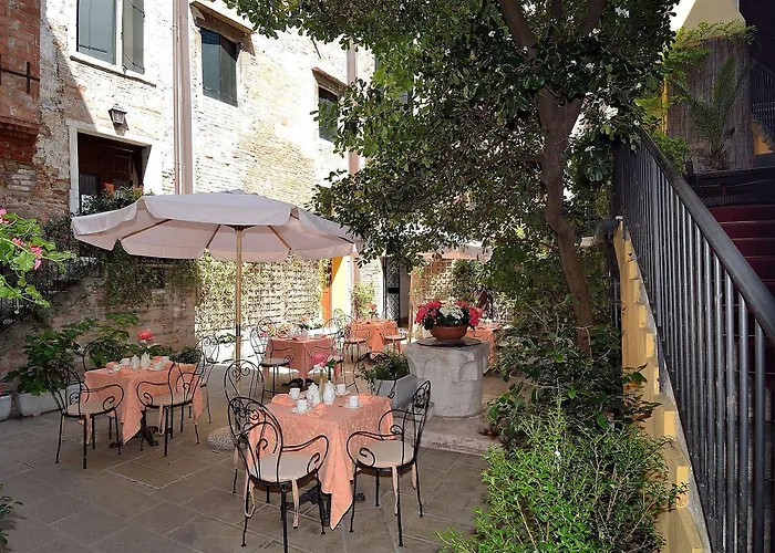 La Corte Bed and breakfast