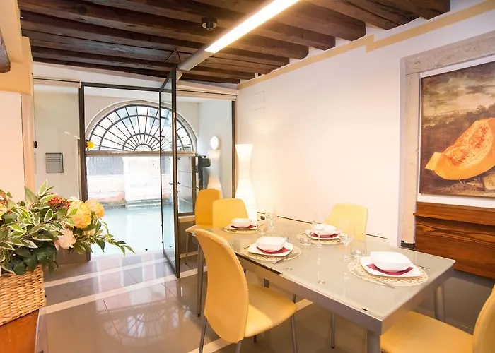 La Corte 4* البندقية