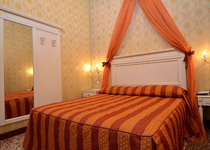 La Corte البندقية